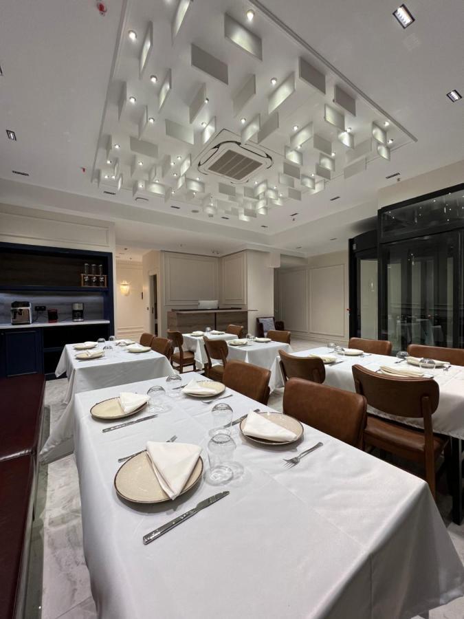 Prime Bosphorus Hotel Istanbul Bagian luar foto